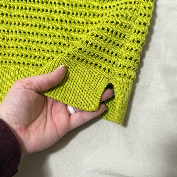 Abercrombie & Fitch Lime Green Crochet Knit Crop Top Tank Women’s Size Small NWT - Picture 8 of 8